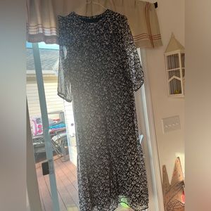 Loft dress, XL, new with tags, black and white floral print